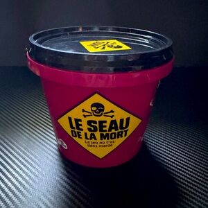 Card Game Le Seau de la Mort Pink Bucket
